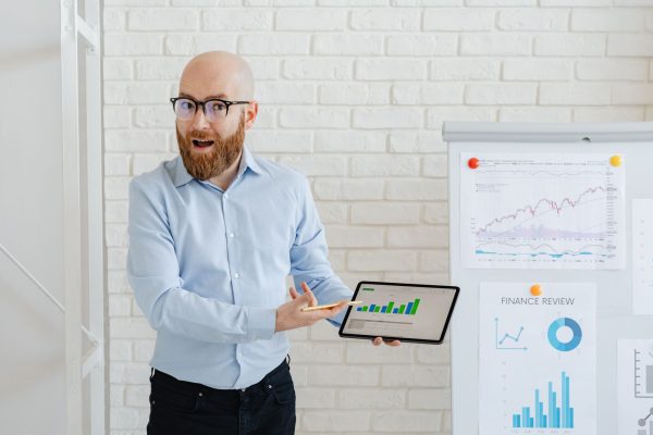 Improve your ROI with a (Pay per Click) AdWords consultant in London