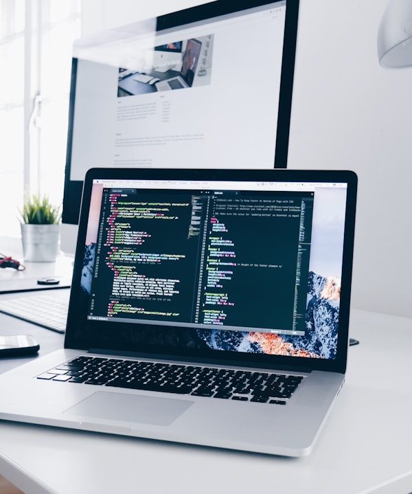 Hire a Web Designer in London to smarten your Site