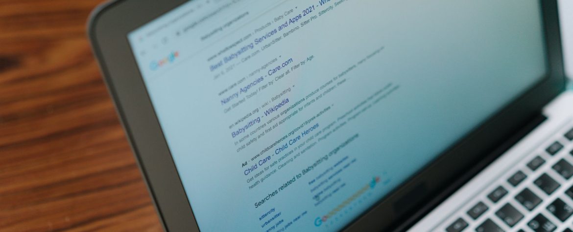 The services of a (SEO) search engine optimisation consultant in London