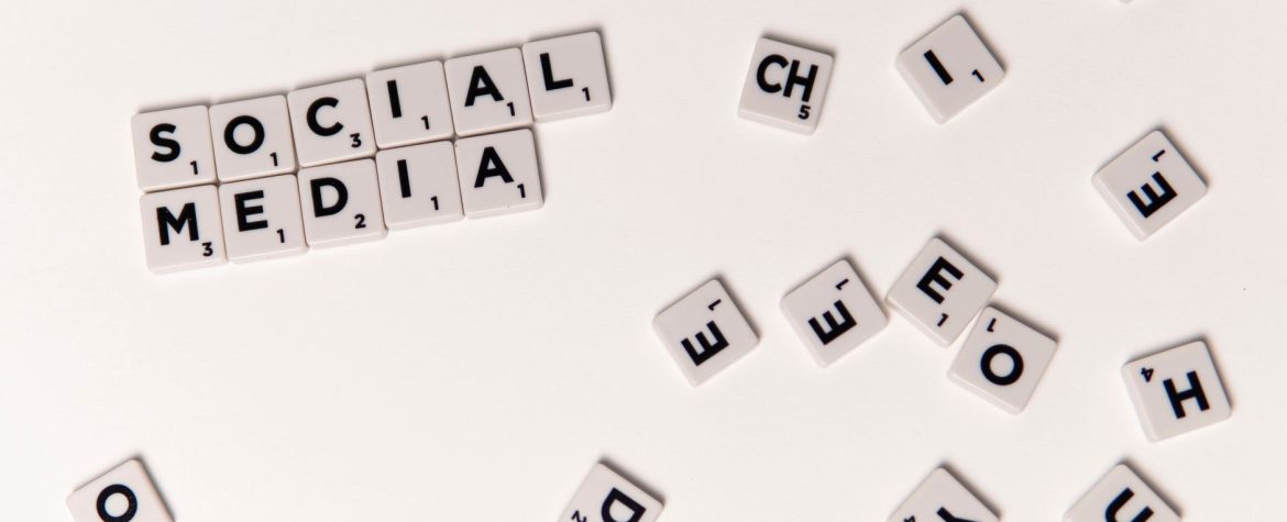 How Social Media Integration in London Boosts Website Engagement