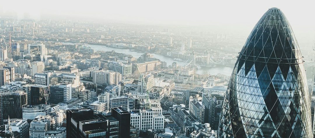 How to Choose a SEM Company in London